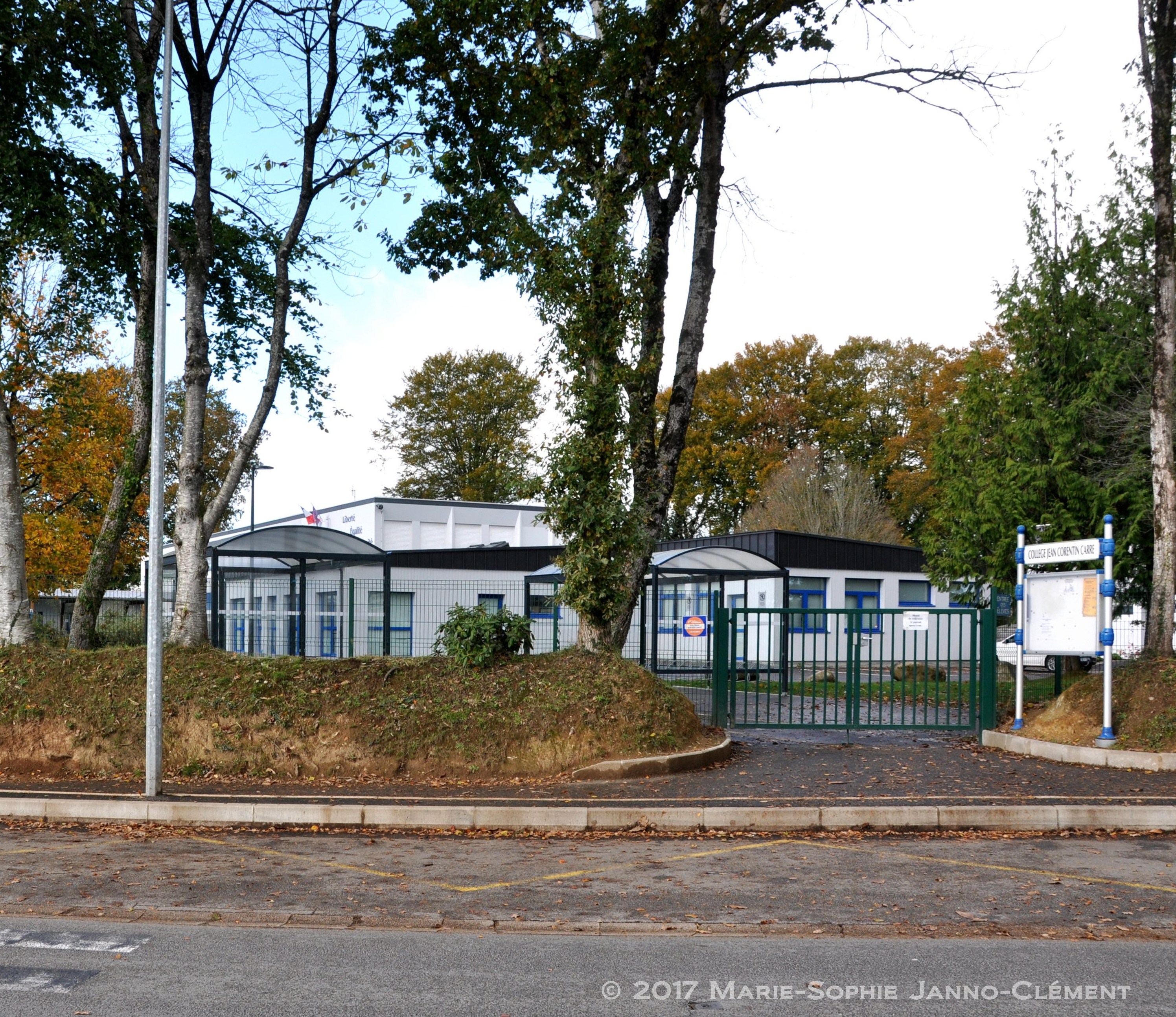 Collège public JC Carré