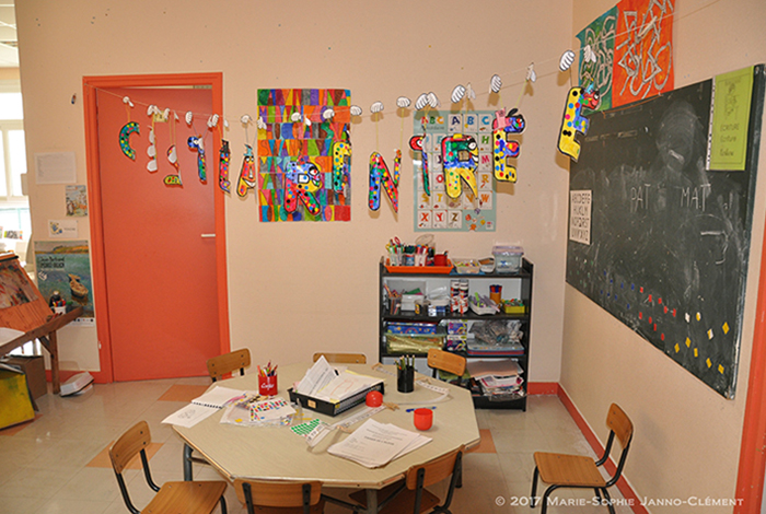 Groupe scolaire du Brugou, à la vie de la commune, vues de la maternelle et de quelques activités parmi celles proposées.