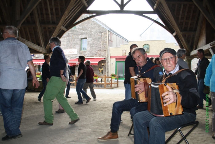 Initiation aux danses Bretonnes
